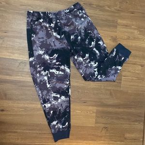 Lularoe Jax Purple Camo Joggers